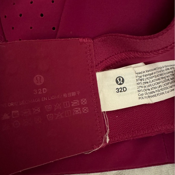 Lululemon Run Times Bra - Fuschia 32D - Picture 3 of 4
